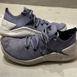 Nike Free Flyknit Women's Size 6.5 Running Shoes Purple